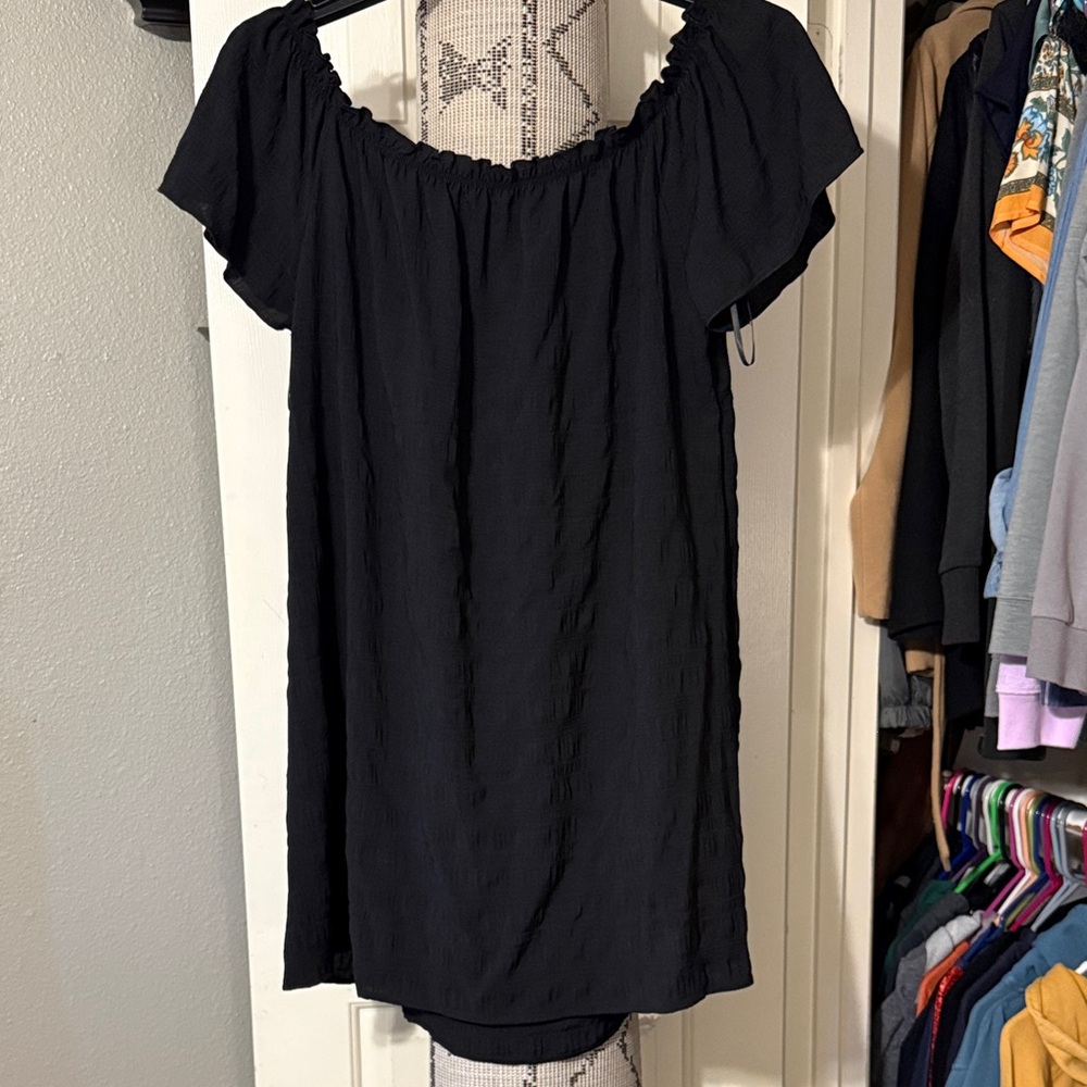 Chic Black Midi Dress